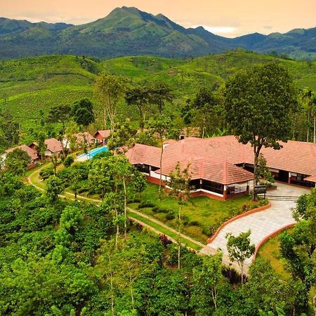 Pranavam Resort & Spa Tariyod Esterno foto