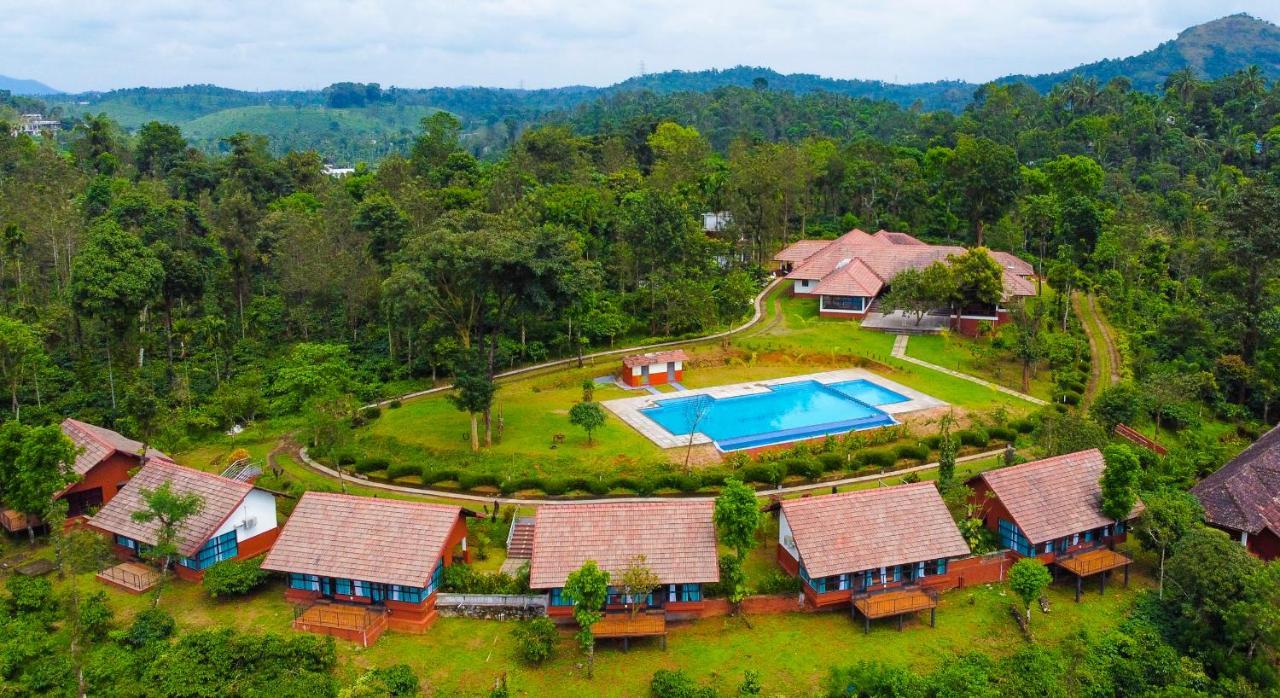 Pranavam Resort & Spa Tariyod Esterno foto