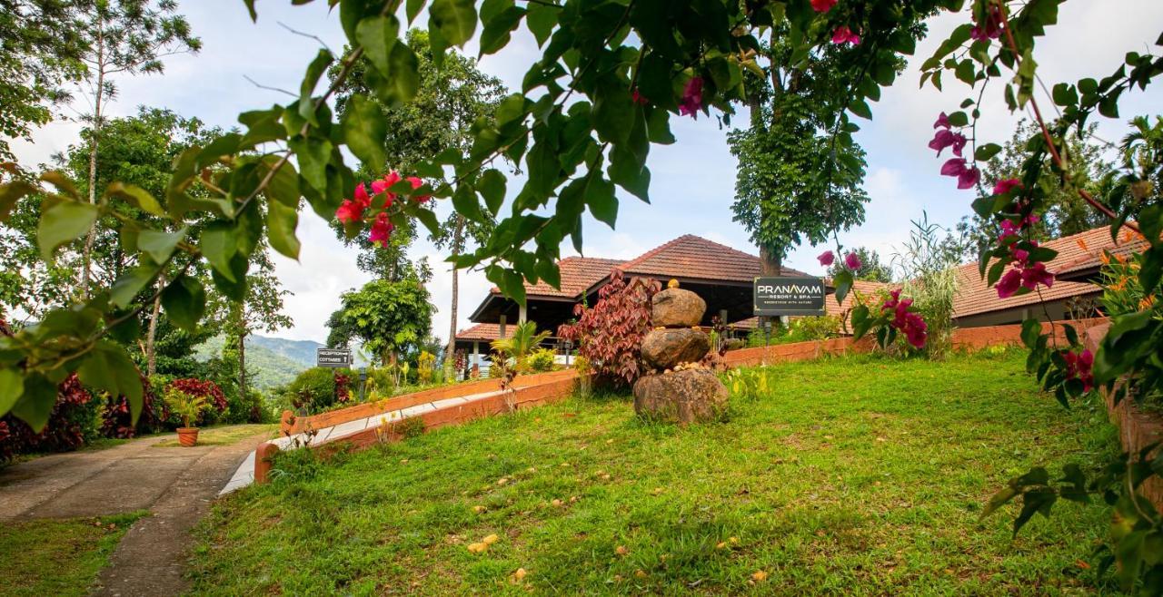Pranavam Resort & Spa Tariyod Esterno foto