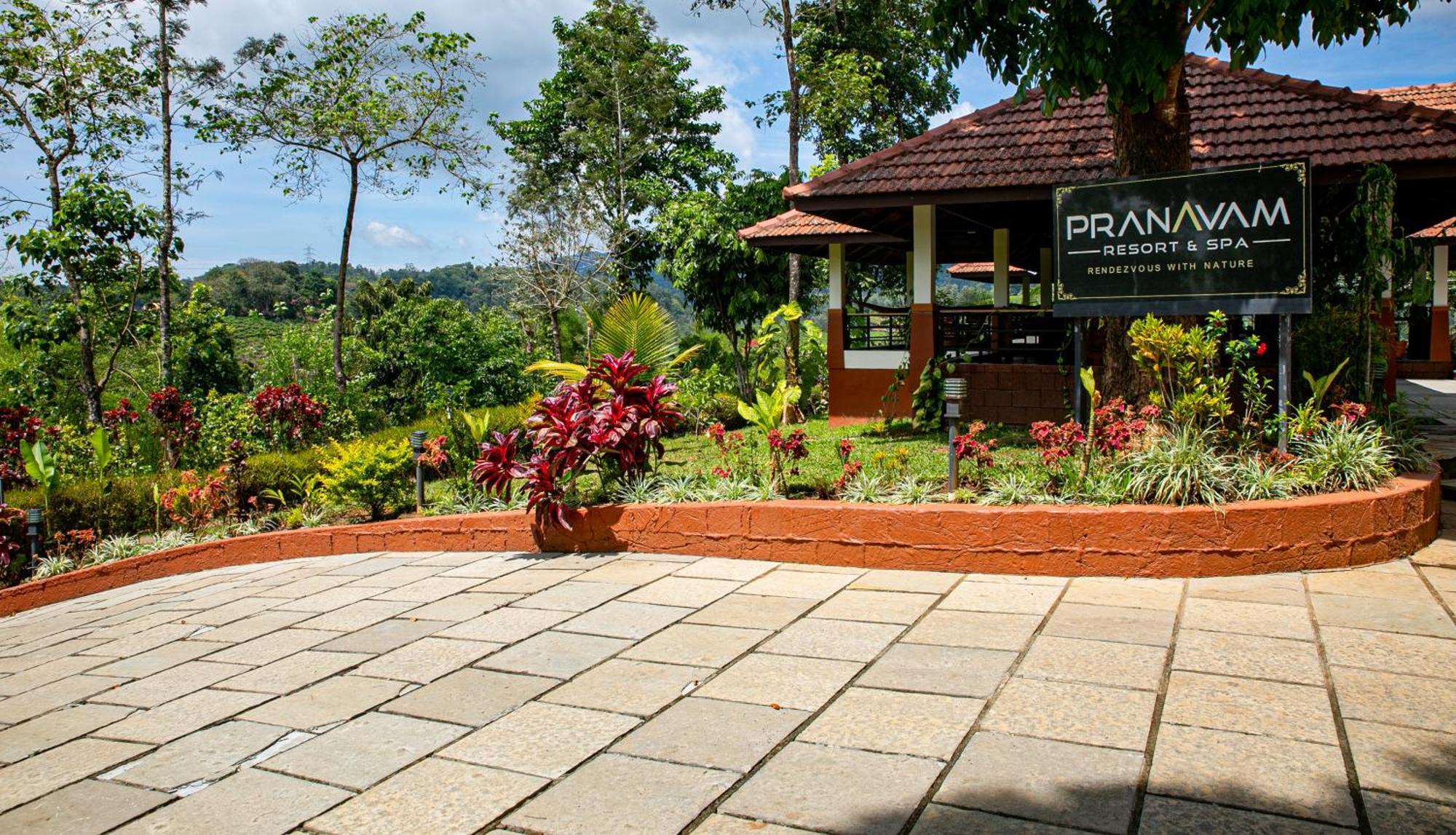 Pranavam Resort & Spa Tariyod Esterno foto