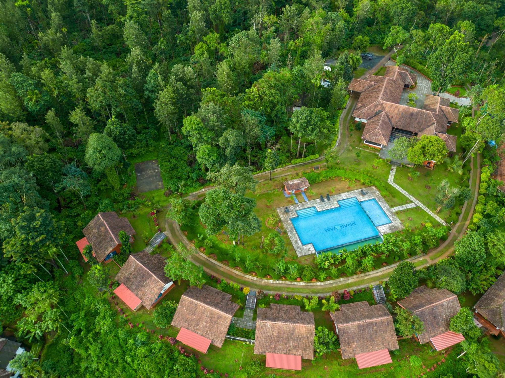 Pranavam Resort & Spa Tariyod Esterno foto