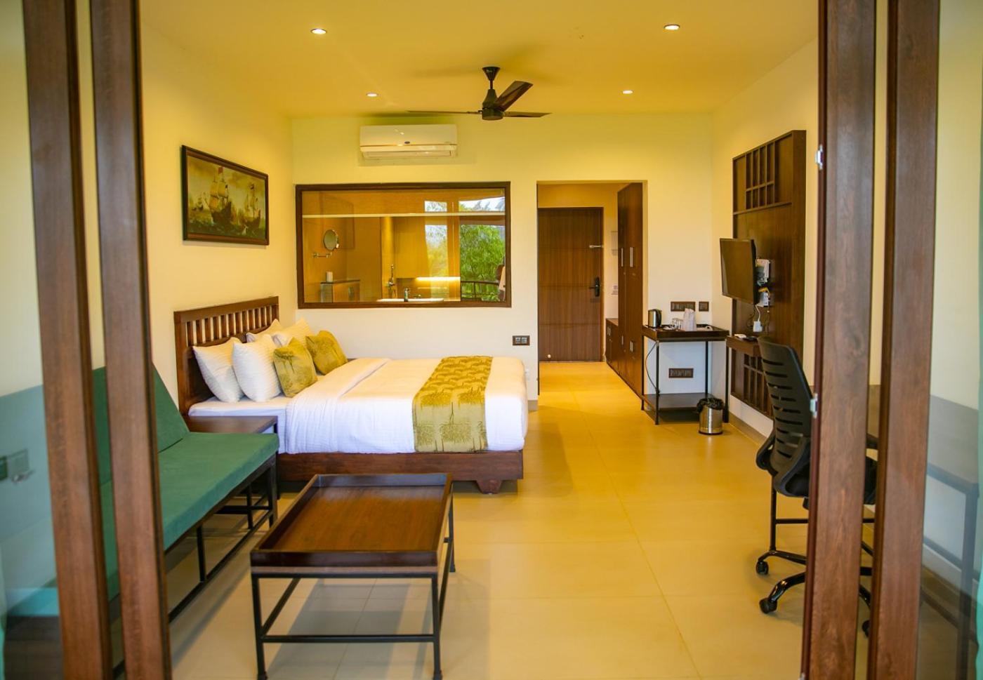 Pranavam Resort & Spa Tariyod Esterno foto